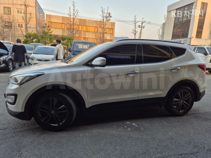 Hyundai SantaFe 2014 — 2