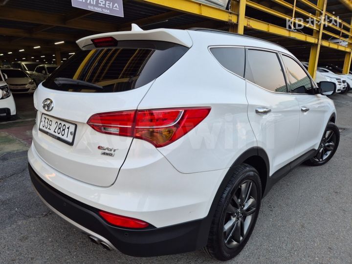 Hyundai SantaFe 2014 — 4