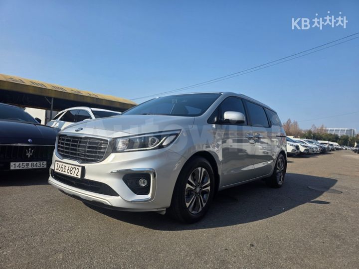 Kia Carnival 2020 — 2
