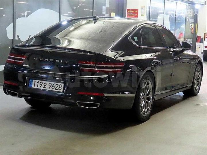 Genesis G80 2022 — 4