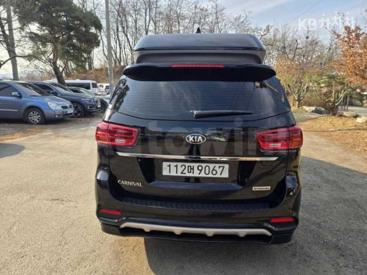 Kia Carnival 2020 — 5