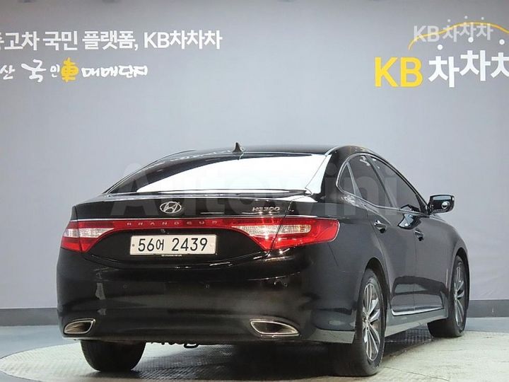 Hyundai Grandeur 2012 — 2