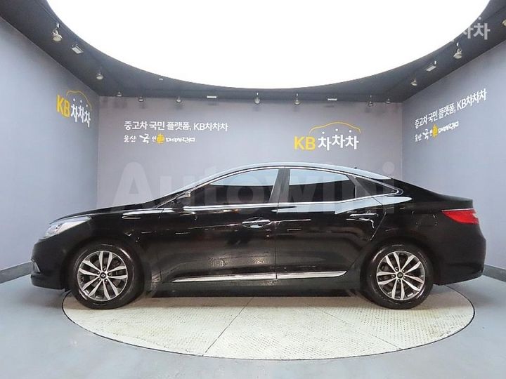 Hyundai Grandeur 2012 — 5