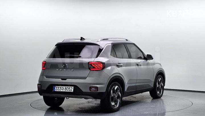 Hyundai Venue 2024 — 3