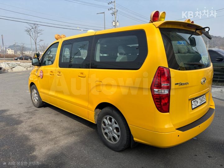 Hyundai Starex 2015 — 3
