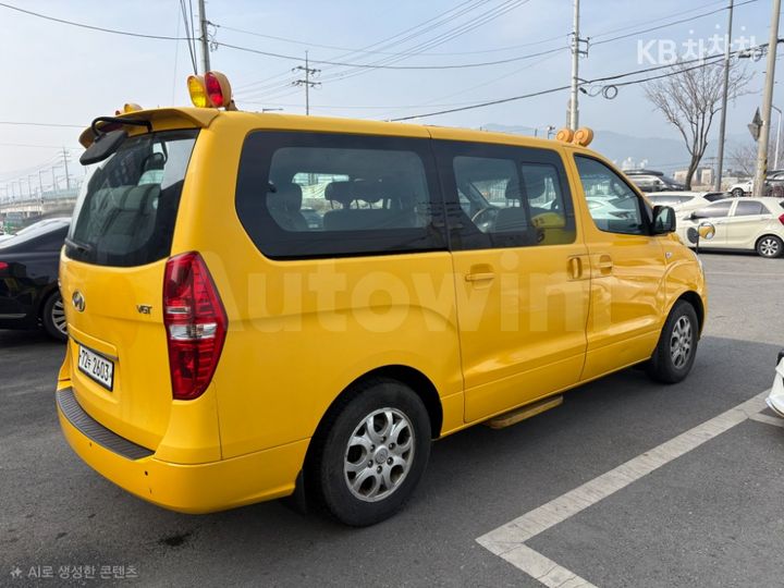 Hyundai Starex 2015 — 5