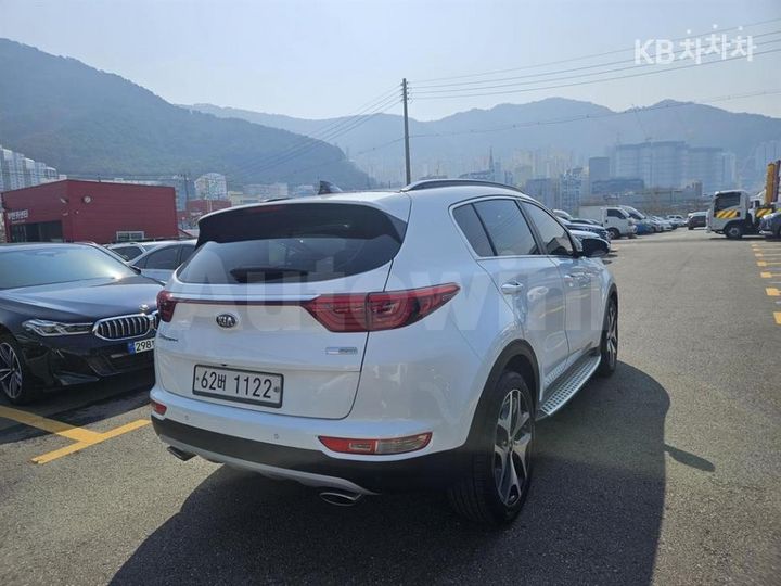 Kia Sportage 2018 — 3