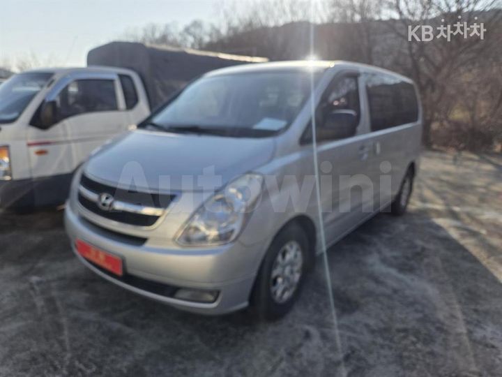 Hyundai Starex 2009 — 3