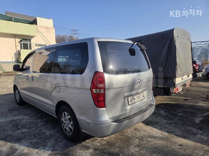 Hyundai Starex 2009 — 4