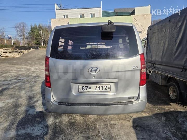 Hyundai Starex 2009 — 5