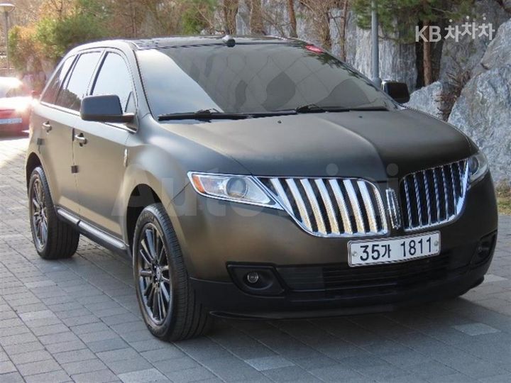 Lincoln MKX 2011 — 2