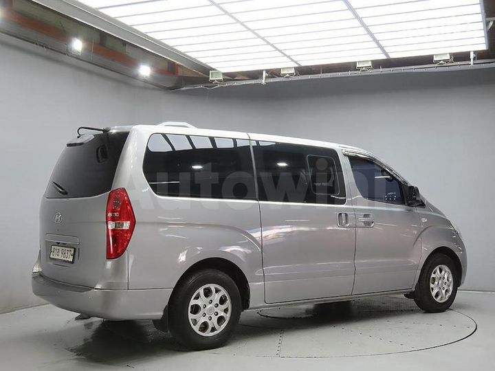 Hyundai Starex 2016 — 4