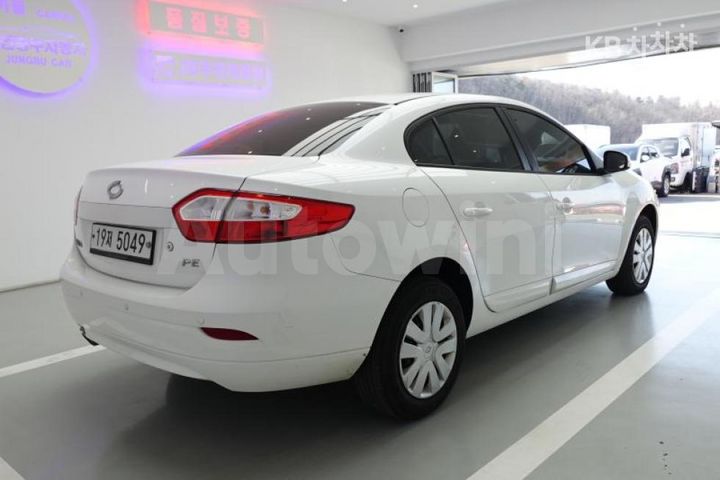 Renault SM3 2011 — 5