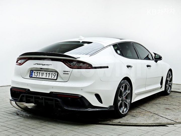 Kia Stinger 2018 — 4