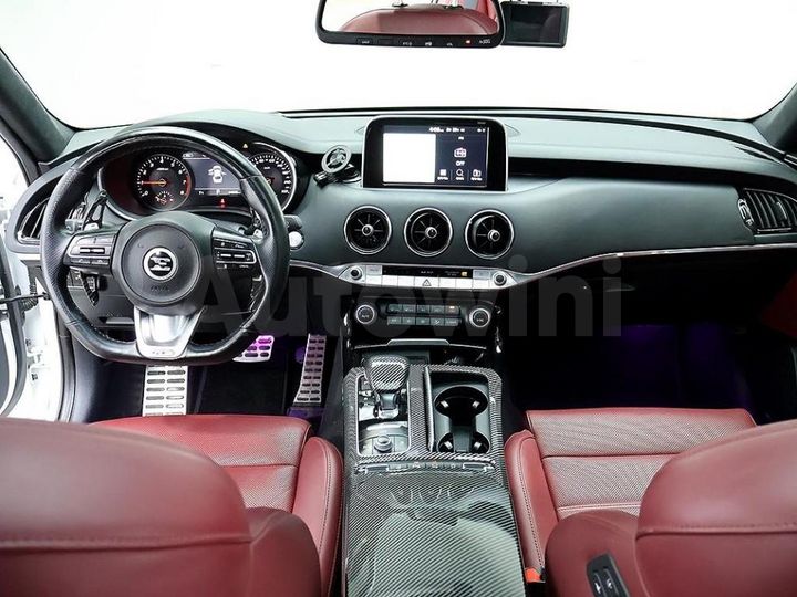 Kia Stinger 2018 — 5