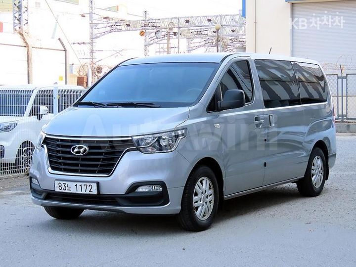 Hyundai Starex 2019 — 2