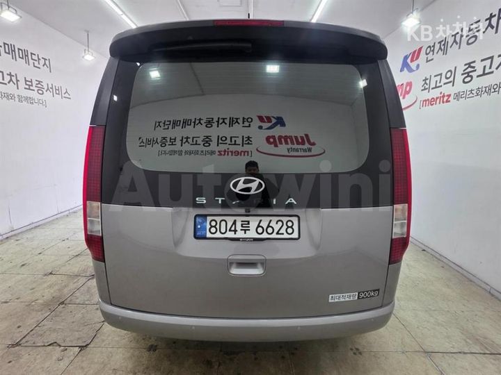 Hyundai Staria 2025 — 3