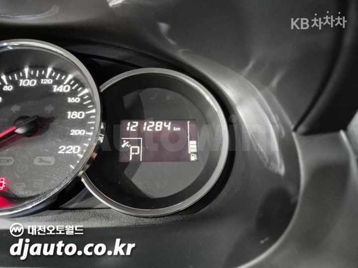 Renault SM3 2010 — 4