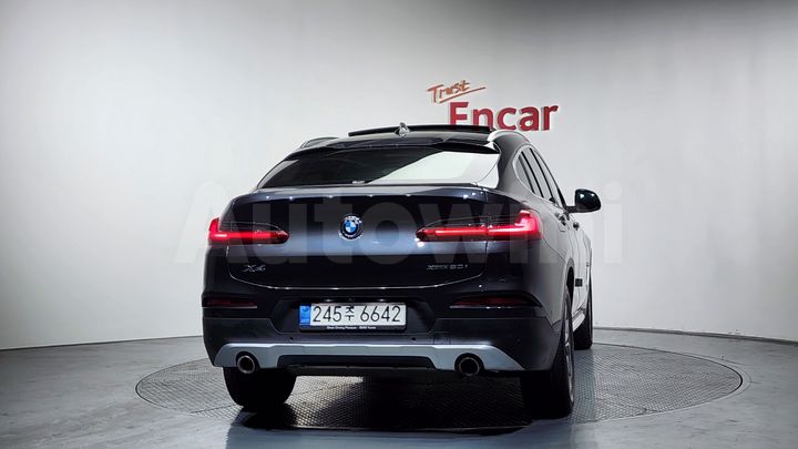BMW X4 2021 — 4