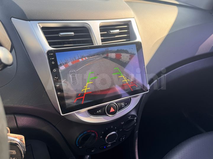 Hyundai Accent 2015 — 4