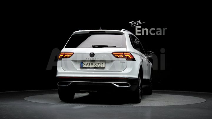 Volkswagen Tiguan 2021 — 4