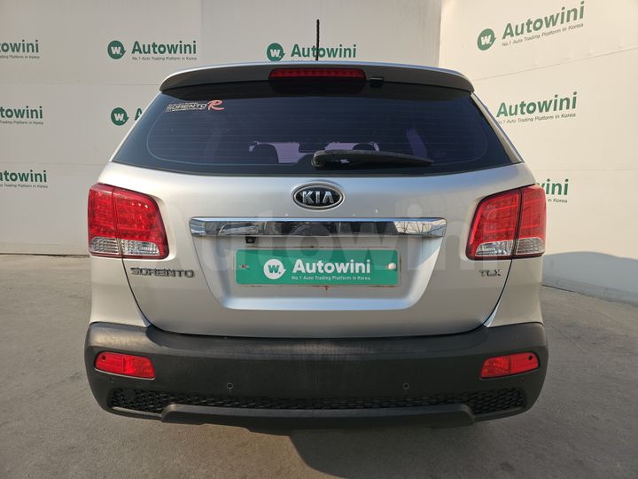 Kia Sorento 2010 — 4