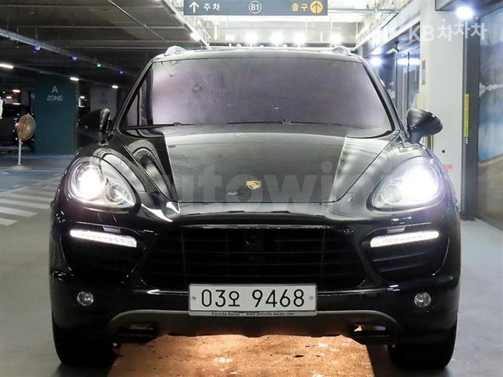 Porsche Cayenne 2011 — 2