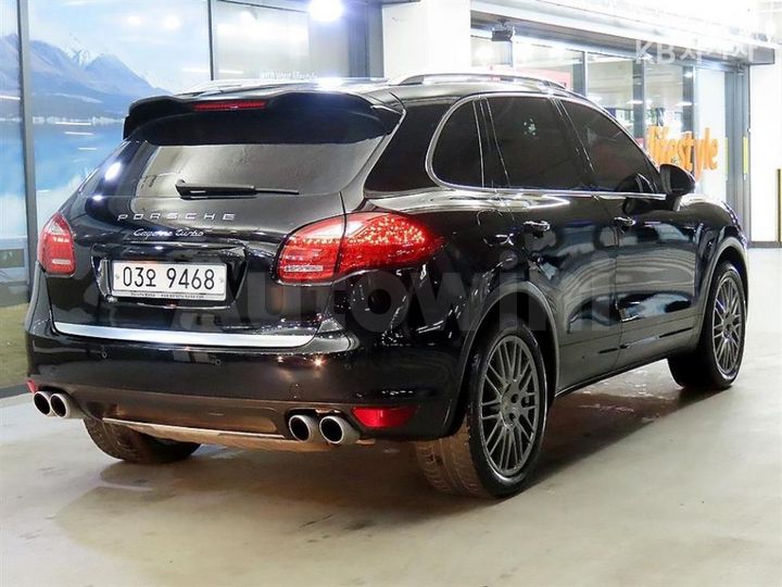 Porsche Cayenne 2011 — 4
