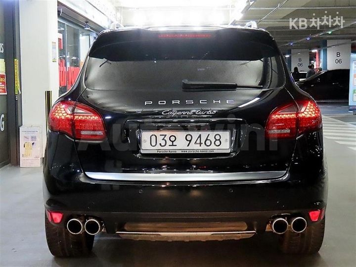 Porsche Cayenne 2011 — 5