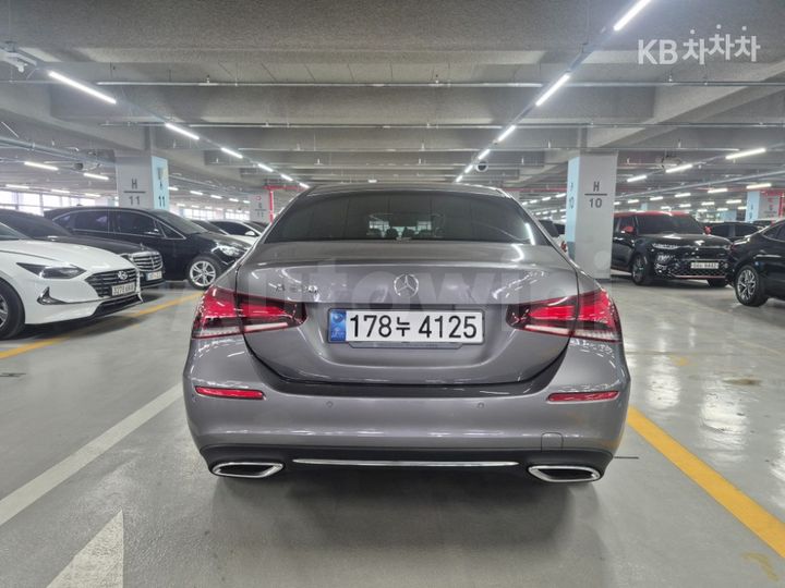 Mercedes Benz A Class 2021 — 4