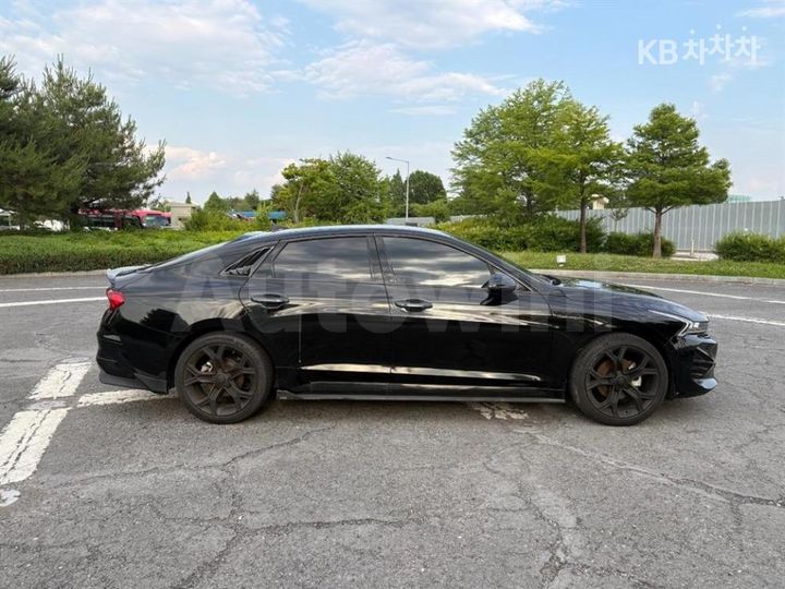 Kia K5 2022 — 5
