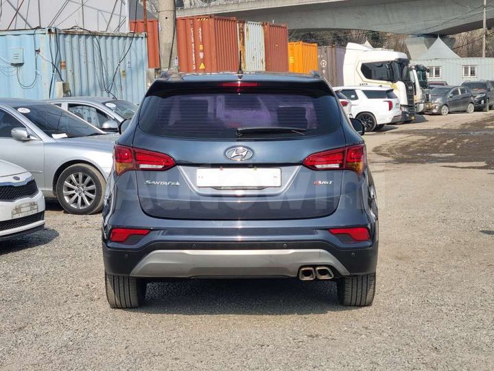 Hyundai SantaFe 2016 — 4