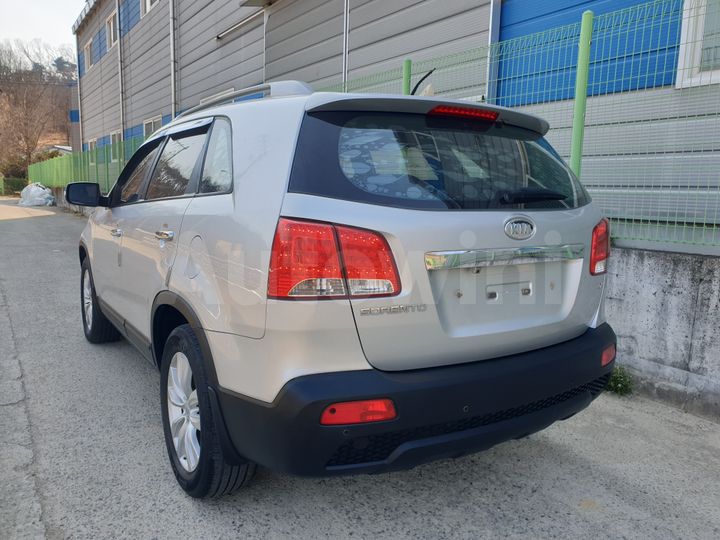Kia Sorento 2010 — 5