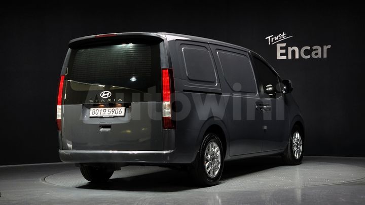 Hyundai Staria 2025 — 2