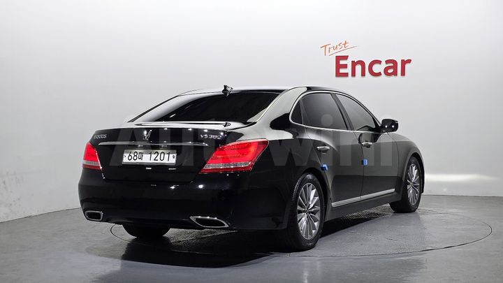 Hyundai Equus 2014 — 2