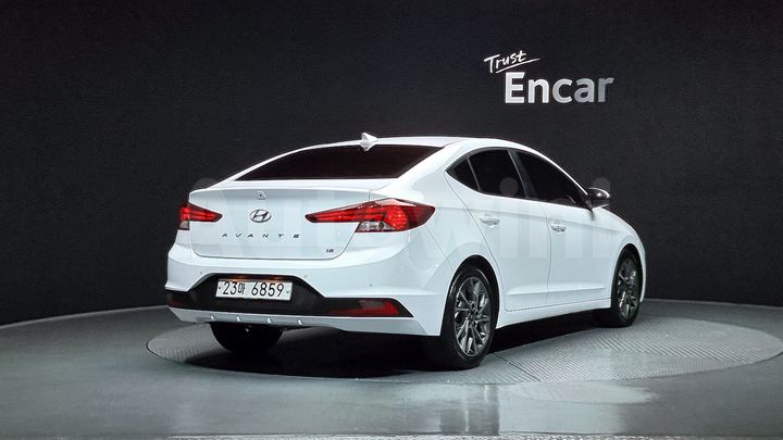 Hyundai Avante 2019 — 2