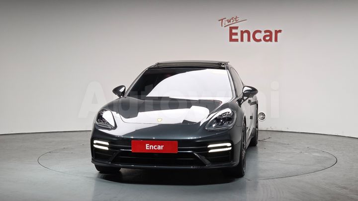 Porsche Panamera 2021 — 2