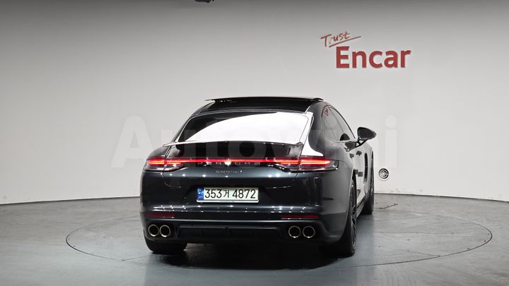 Porsche Panamera 2021 — 3