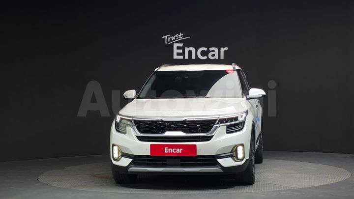 Kia Seltos 2023 — 3