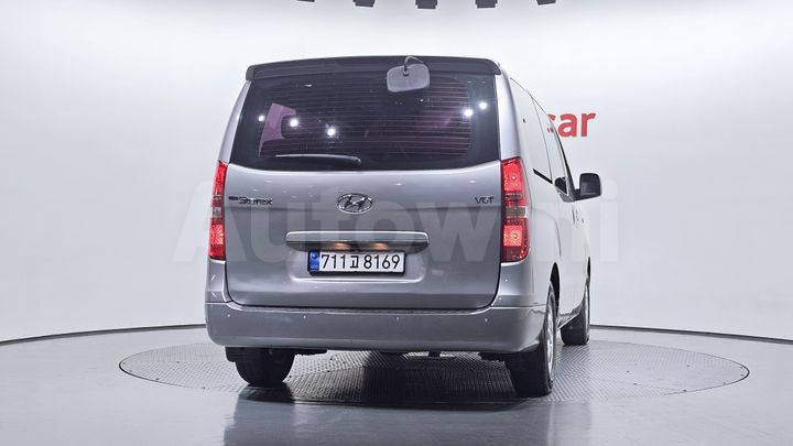 Hyundai Starex 2016 — 4