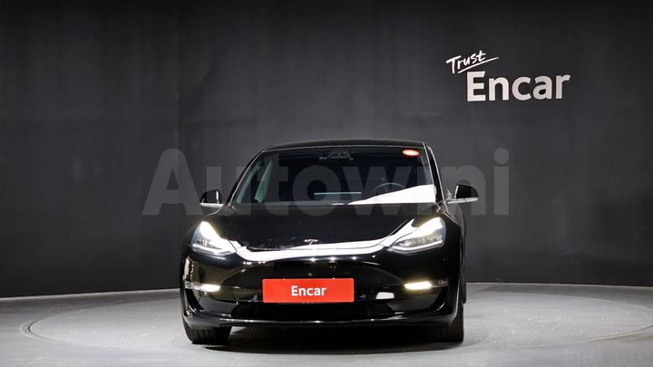 Tesla Model 3 2020 — 3