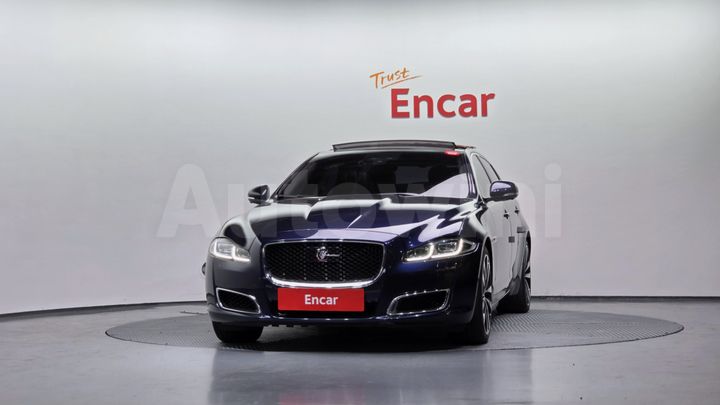 Jaguar XJ 2019 — 3