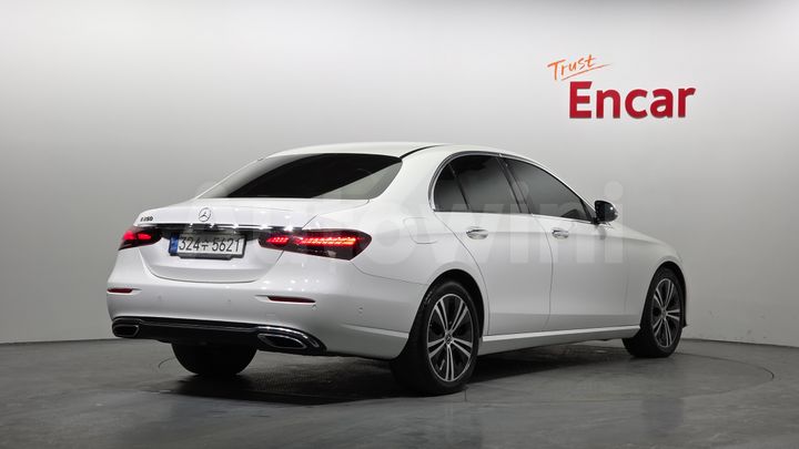 Mercedes-Benz E Class 2021 — 2