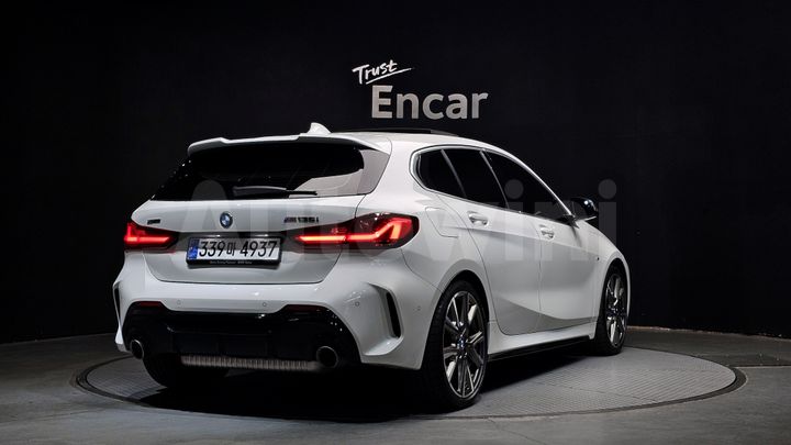 BMW 1 Series 2023 — 2