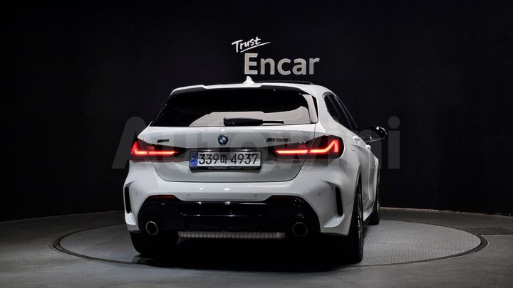BMW 1 Series 2023 — 4
