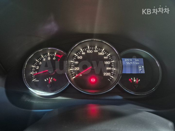 Renault SM3 2010 — 5