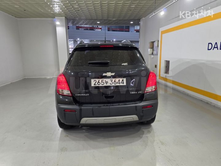 Chevrolet Trax 2015 — 4