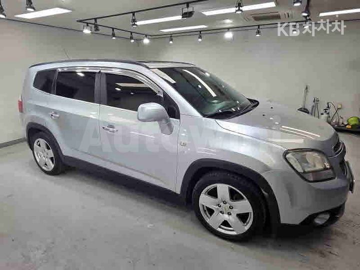 Chevrolet Orlando 2012 — 2