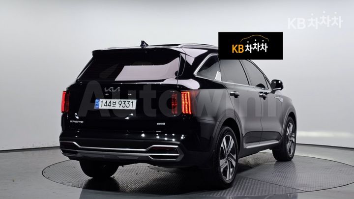 Kia Sorento 2023 — 2