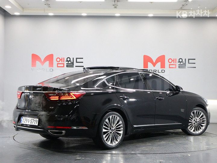 Kia K7 2017 — 3
